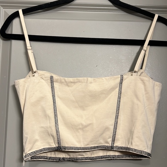 Princess Polly Leilani Beige Crop Top Size 4 - Picture 3 of 7